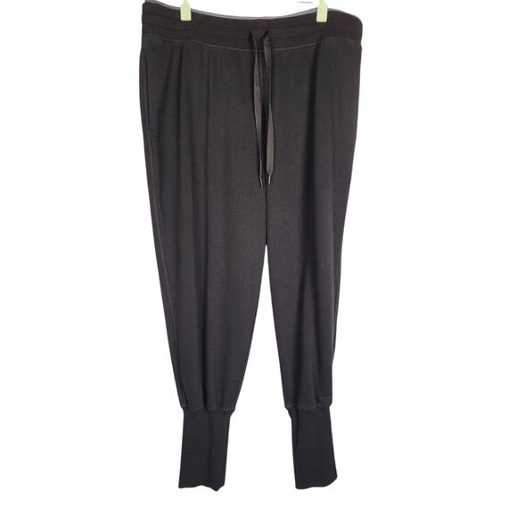 Champion Sz XL black Jogger sweat Pants pockets Elastic Waist Drawstring gym - Picture 1 of 8